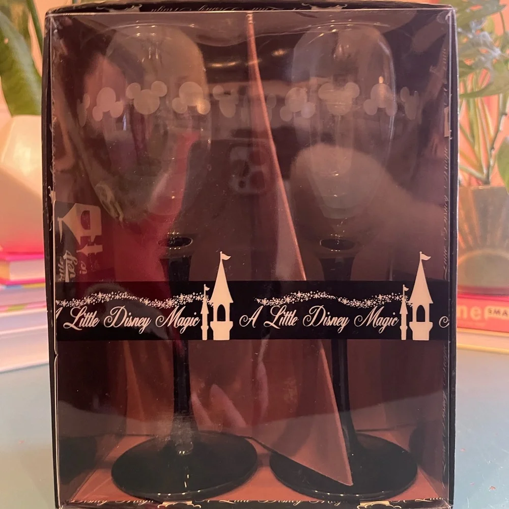 Disney Parks Mickey Mouse “A Little Magic” Wedding Wine Glasses – Set of 2